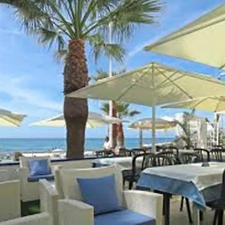 Acapulco Playa -nerja Hotel