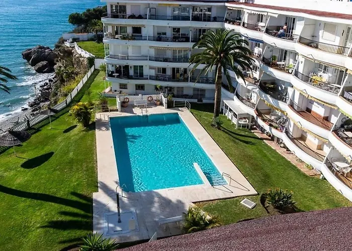 Acapulco Playa -nerja 호텔 네르하